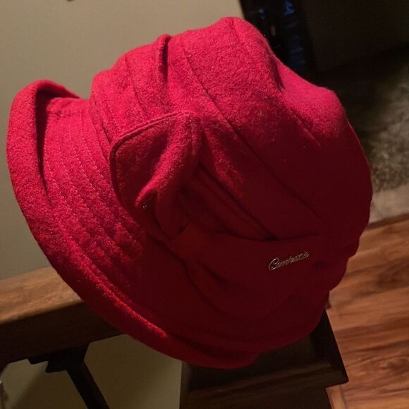 Red Cloche Wool Hat By Comhats - Picture 5 of 5